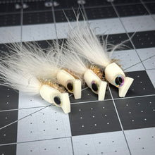 Load image into Gallery viewer, Pyramid Lake Cyclops Popcorn Beetle Fly (4-Pack)