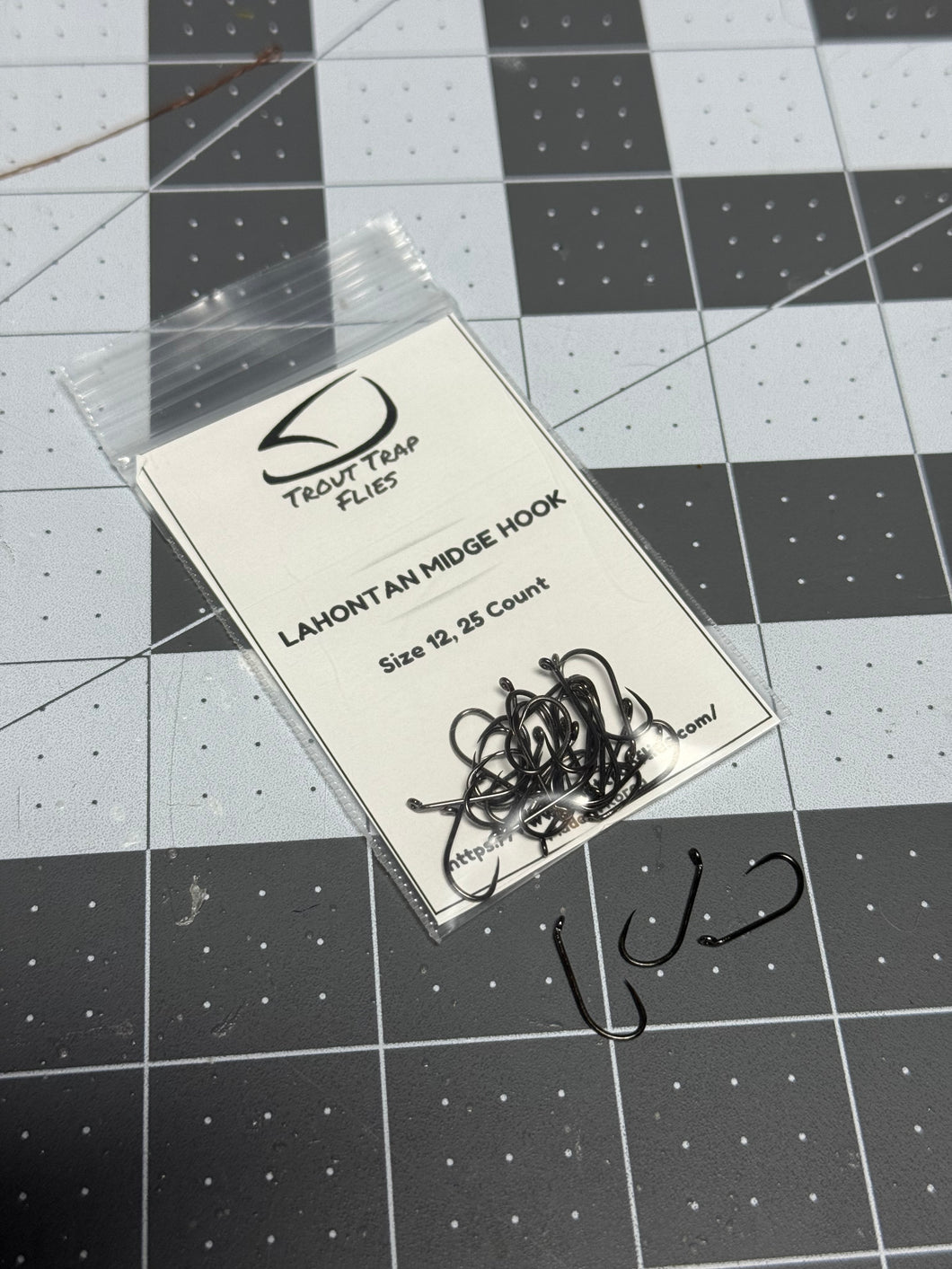 Lahontan Midge Hook- 25 Pack